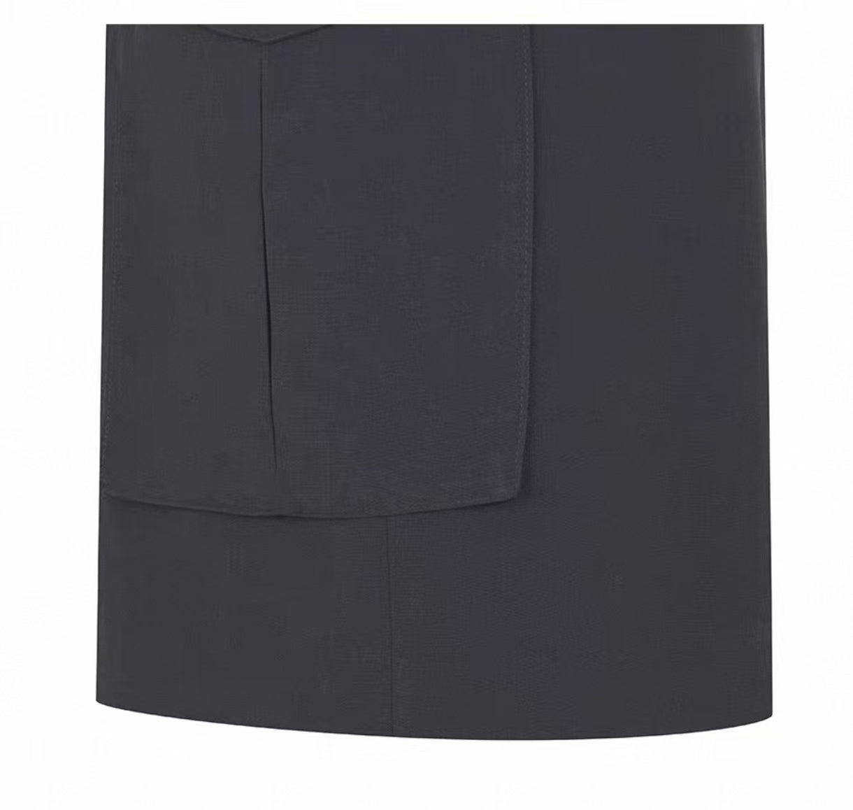 Malbon Women's Breathable Cargo Golf Shorts Black cargo golf shorts detail view