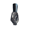 Black Callaway Quantum staff golf bag featuring gray reflective panels and white logo. Ideal for serious golfers and tournament play.