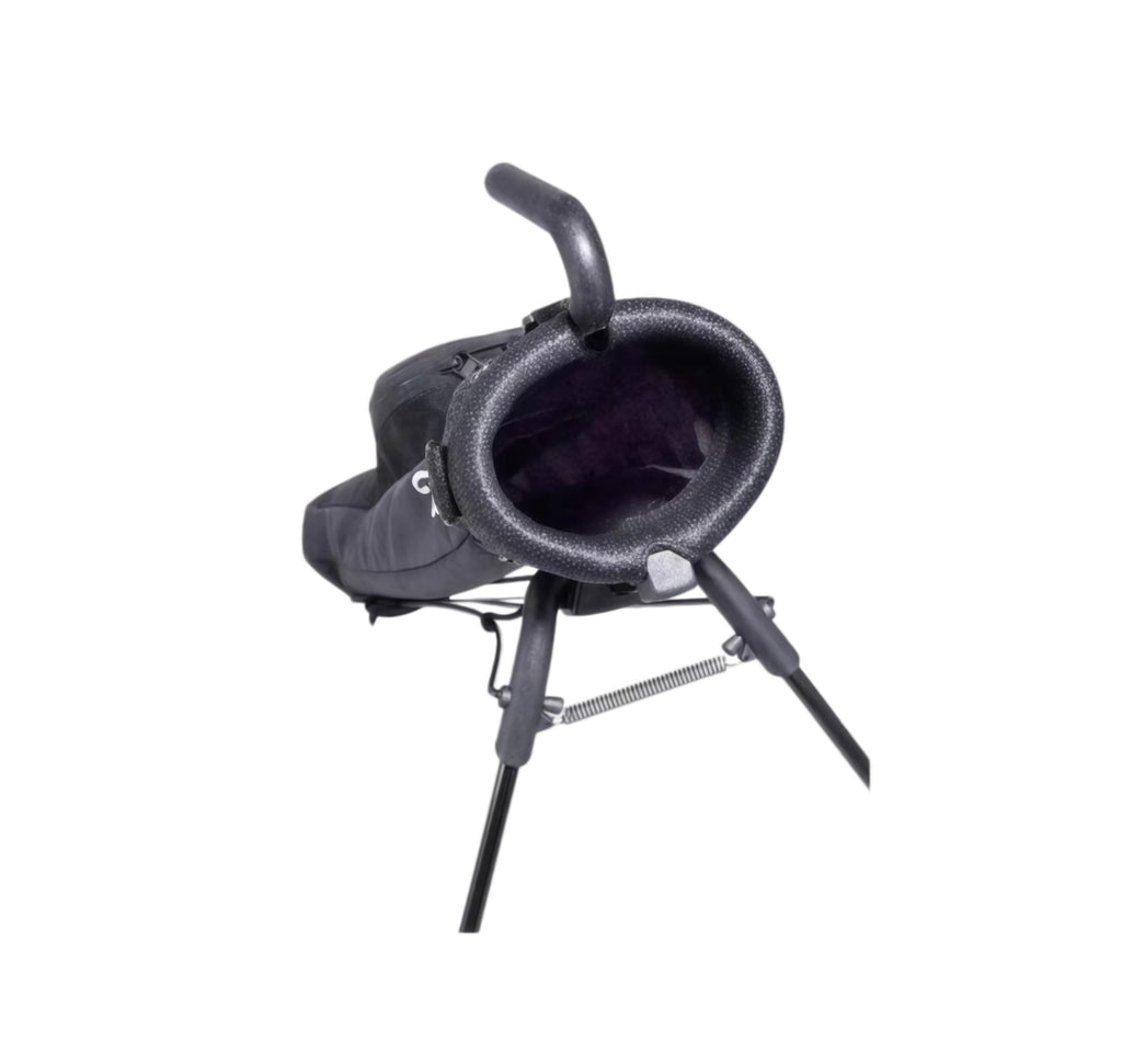 Top-down view of the Titleist stand golf bag highlighting the padded interior, reinforced opening, and integrated carry handle. Designed for easy club access and protection during transport.

